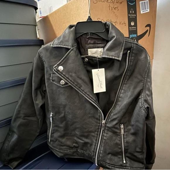Universal Thread Black Faux Leather Jacket - Picture 1 of 2